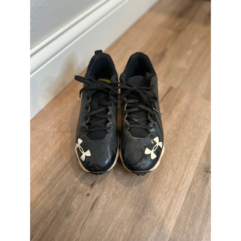 Under Armour Baseball Cleats Kids Youth 3.5 Black White Molded Athletic Sports - Picture 3 of 12